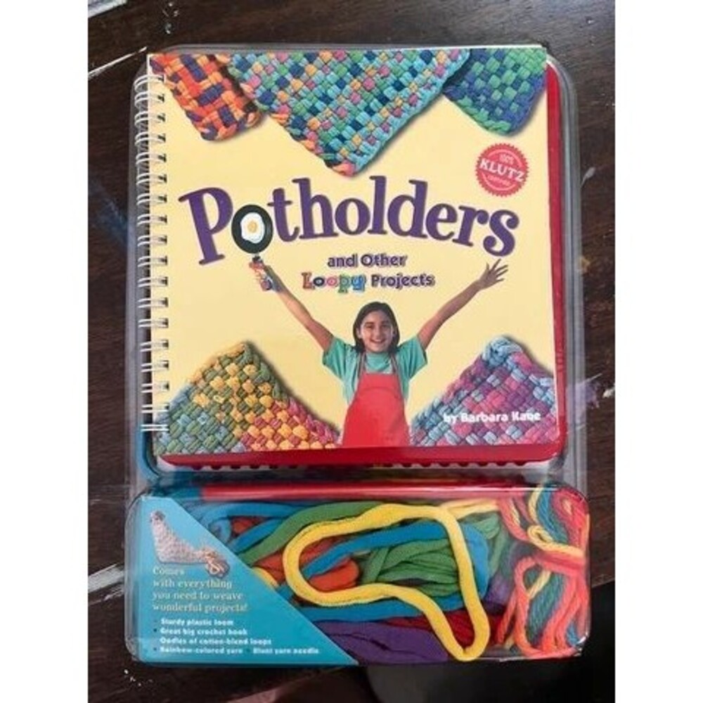 Klutz Potholders and Other Loopy Projects Craft Kit